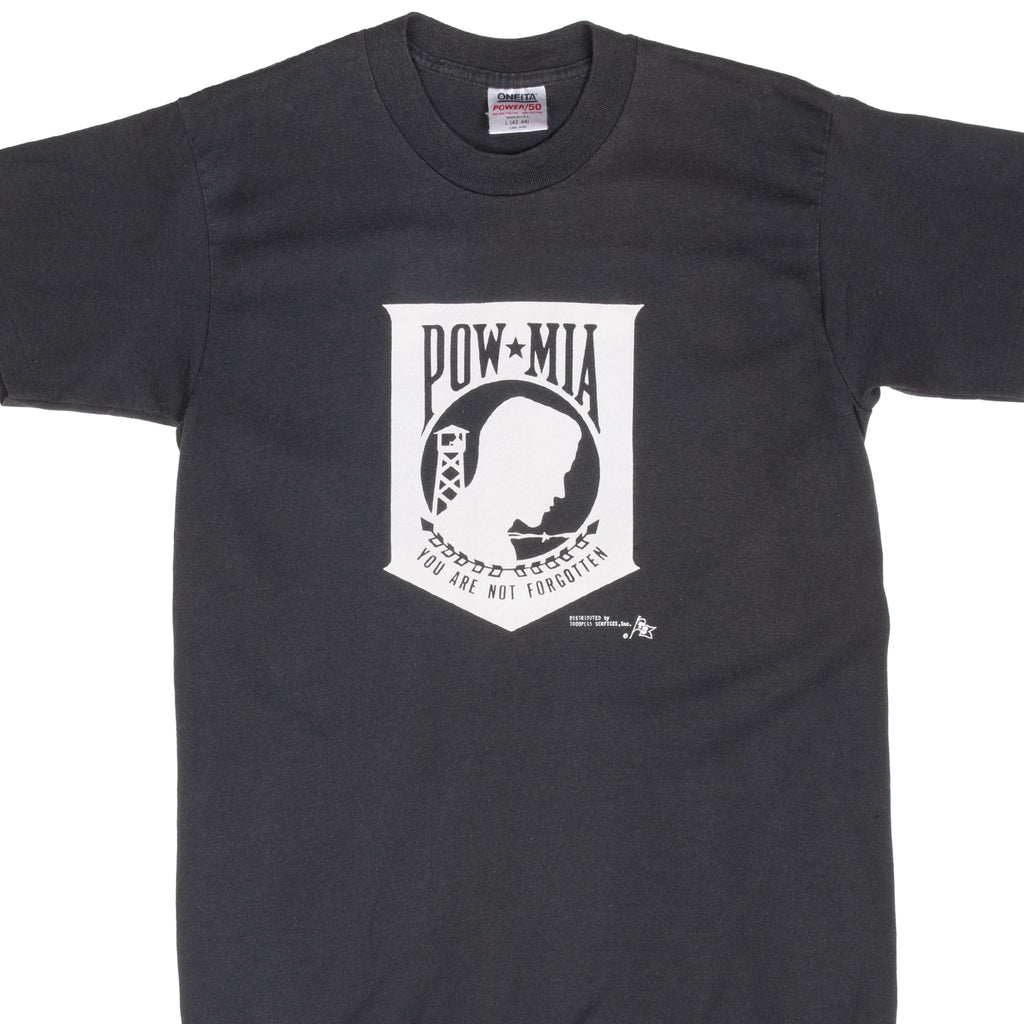 VINTAGE POW MIA TEE SHIRT EARLY 1990S SIZE MEDIUM MADE IN USA