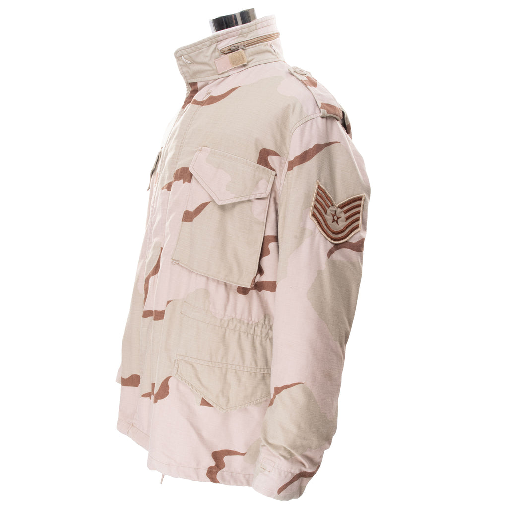 Vintage Us Air Force M65 Patched Field Jacket Desert Camouflage 1991 Size Large Regular

DLA100-91-C-0370