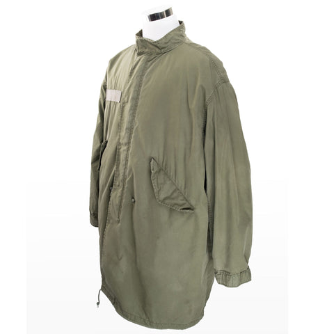 Vintage Us Army Fishtail Parka 1988 With Deadstock Liner Size Large

STOCK NO. 8415-00-782 3219
DLA100-88-C-0434

ISRATEX, INC.