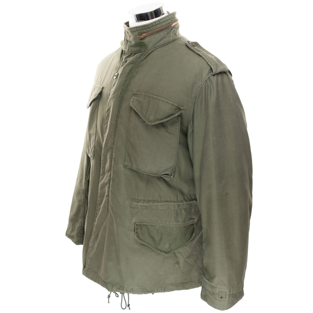Vintage Us Army M1965 M65 Alpha Industries Field Jacket 1981 Size Medium Regular

STOCK NO. 8415-00-782-2939

DLA 100-81-C-3468