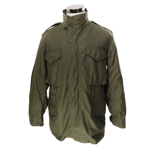 Vintage US Army M-1965 M65 OG Alpha Industries Field Jacket 1982 Size Medium Regular Deadstock NOS STOCK NO. 8415-00-782-2939 DLA 100-82-C-0575