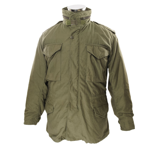 Vintage Us Army M-1965 M65 1987 Field Jacket Size Small RegularVintage Us Army M-1965 M65 1987 Field Jacket Size Small Regular  DLA100-87-C-0591  STOCK NO. 8415-00-782-2936