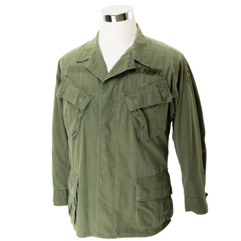 Vintage US Army Tropical Combat Slant Pocket Jacket 5th Pattern Rip-Stop Poplin 1970 Vietnam War Size Medium Short.

MACSHORE CLASSICS INC.


DSA 100-70-C-0208