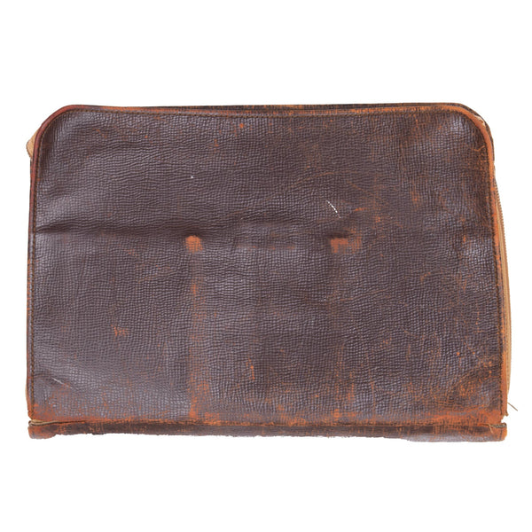 Vintage Us Army Air Corps Pilots' Navigation Kit Brown Leather Briefcase With Documents 1950S

Size: 17X11.5X3.5

Zipper Talon
