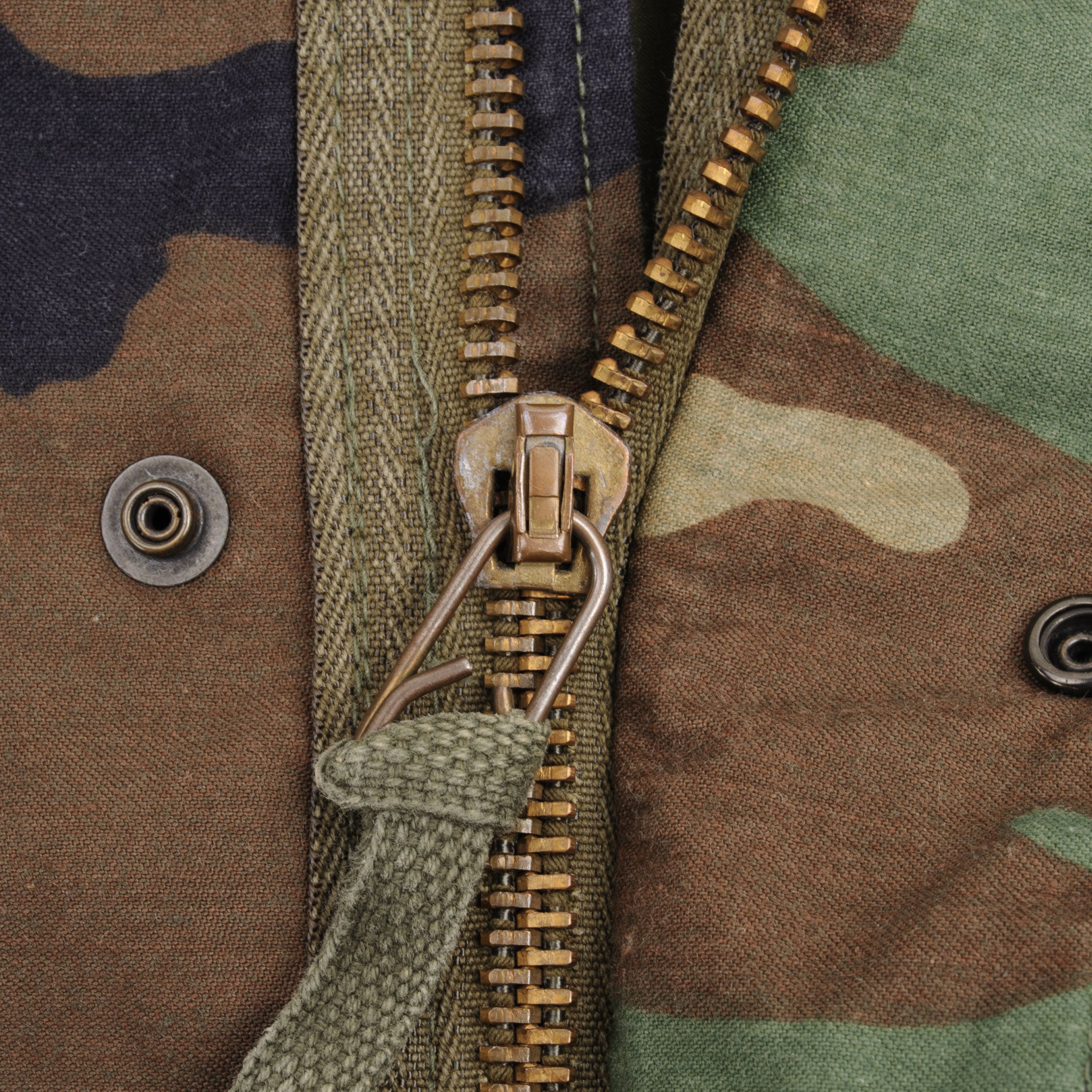 VINTAGE US ARMY M65 WOODLAND CAMO ALPHA FIELD JACKET 1984