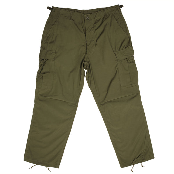 Vintage US Army Tropical Combat Trousers Pants 3rd Pattern Poplin With Wind Resistant Cotton Poplin OG 107 1966 Vietnam War Size Large Short Waist size adjustable and Length size from Crotch to Botton Hem 30in     DSA 100-2650  In common with all previous versions, the 3rd pattern Tropical Combat Trousers were made from OG-107 wind-resistant cotton poplin and boasted cargo pocket leg ties and leg bottom drawstrings.