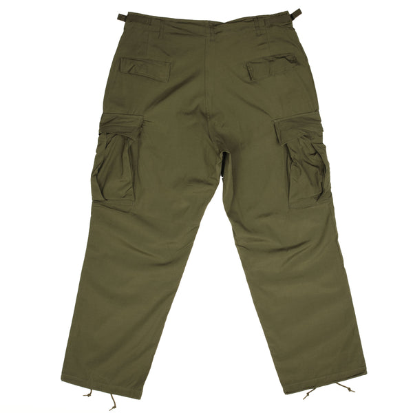 Vintage US Army Tropical Combat Trousers Pants 3rd Pattern Poplin With Wind Resistant Cotton Poplin OG 107 1966 Vietnam War Size Large Short Waist size adjustable and Length size from Crotch to Botton Hem 30in. Deadstock Nos (New Old Stock)

DSA 100-2150
