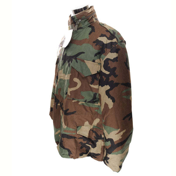 Vintage M-1965 M65 Woodland Camouflage Pattern Field Jacket 1997 Size XL Regular Nos Deadstock. New with tag. Non Military Issue  STOCK NO. 8415-01-099-7835  SPO100-97-C-9620  PROPPER INTERNATIONAL INC.