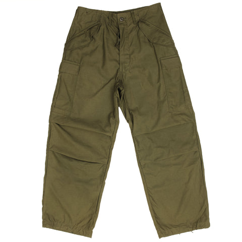 Vintage Us Army Field Trousers Pants M65 1976 OG 107 Size Small Regular 32X30 NOS Deadstock

DSA100-76-C-0359

WINFIELD MFG. CO. INC.