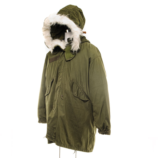 US ARMY FISHTAIL PARKA COMPLETE 1983 SIZE LARGE W LINER