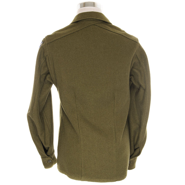 VINTAGE US ARMY WOOL SHIRT 1961 COLD WAR SIZE SMALL WITH PATCHES