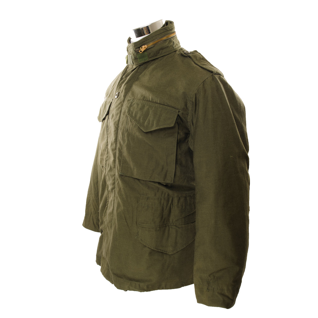 Vintage US Army M-1965 M65 Field Jacket 1980 Size Small Short Nos Deadstock  Stock No. : 8415-00-782-2935  DLA100-80-C-3303