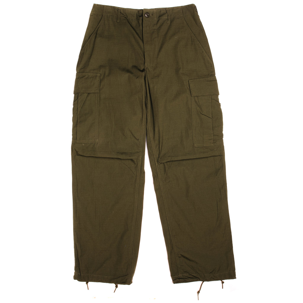Vintage US Army Tropical Combat Trousers Pants Rip Stop Poplin 6Th Pattern 1969 Vietnam War Size Small Regular Deadstock.  STOCK NO. 8405-935-3305  DSA 100-69-C-1107