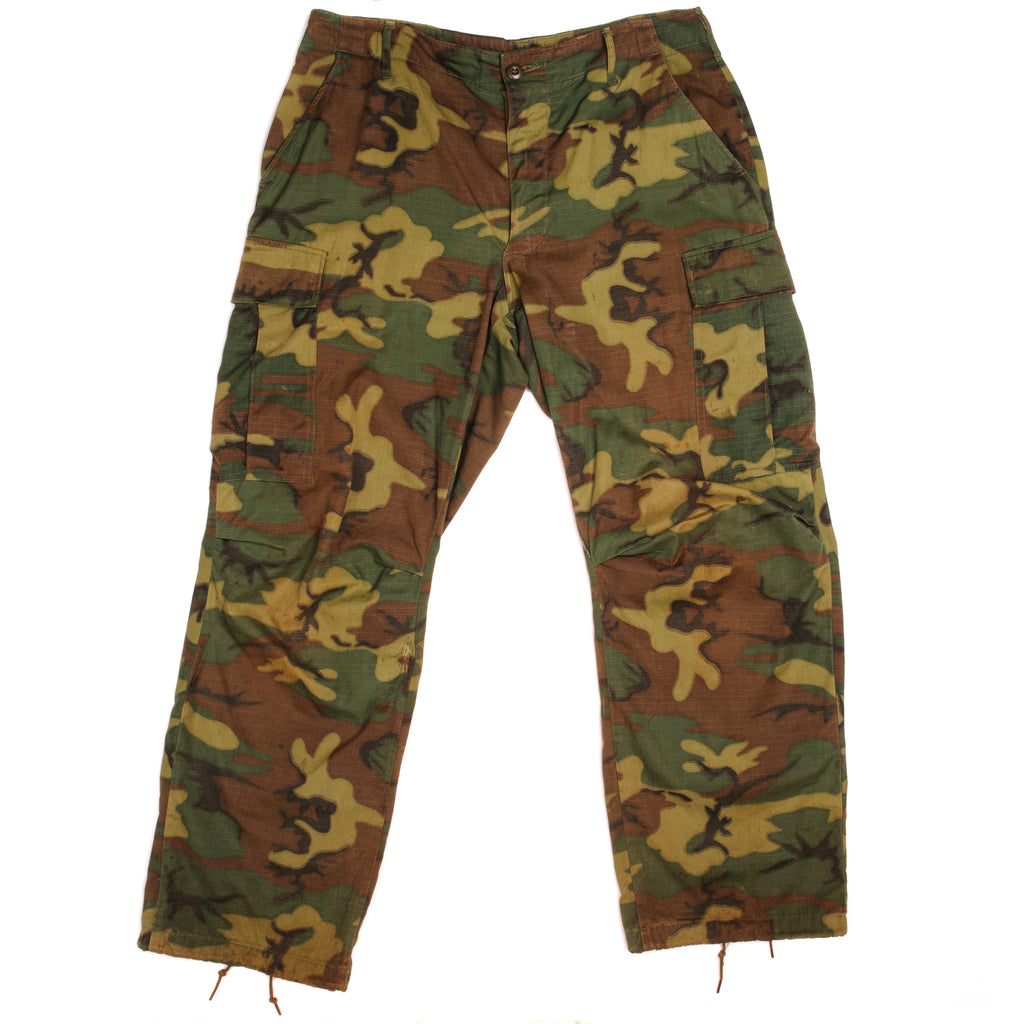 Vintage US Army Tropical Combat Trousers 6th Pattern ERDL Rip Stop Poplin Pants 1968 Vietnam War Size Large Regular W35 L29.  Stock No : 8415-945-9231  DSA 100-68-C-2819
