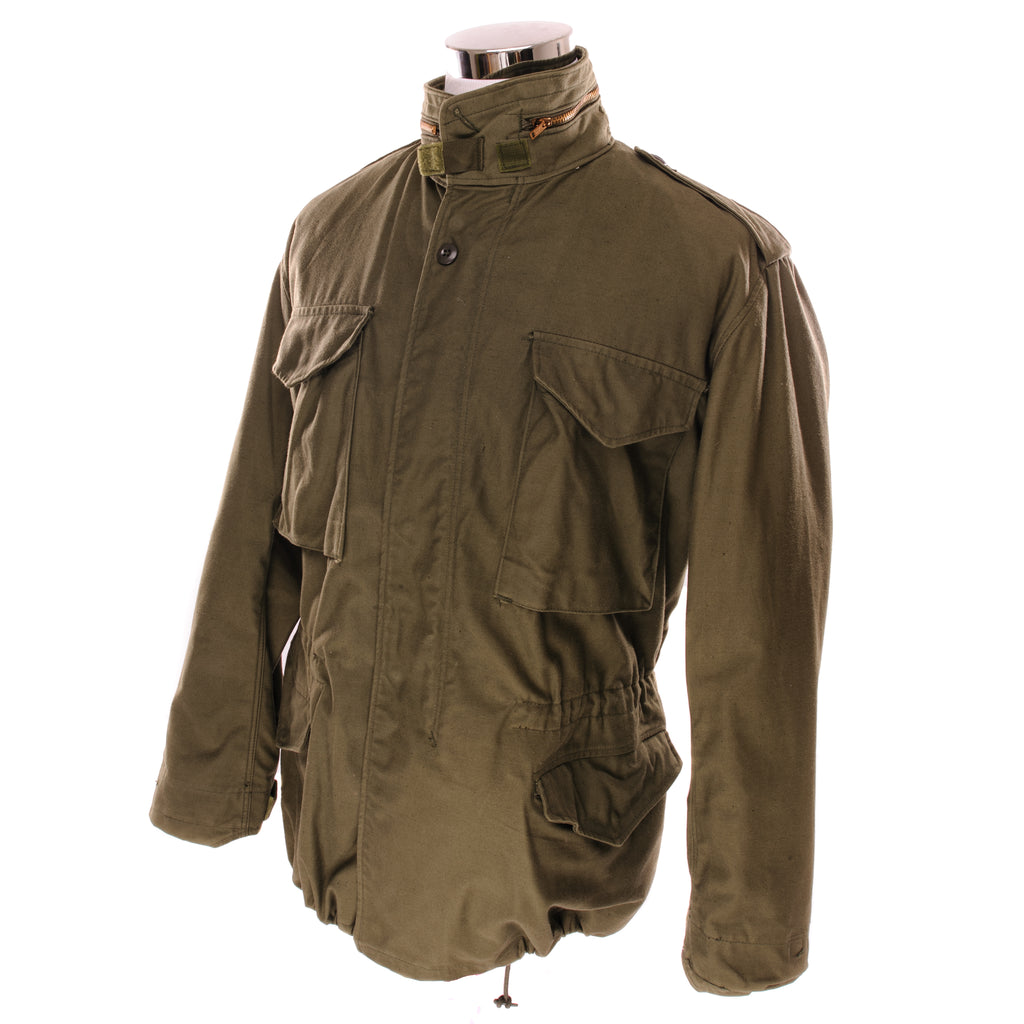 Vintage Us Army M-1965 M65 Field Jacket 1977 Size Medium Regular.  Stock NO : 8415-00-782-2939  Nato Size : 7080/9404  DSA100-77-C-1386