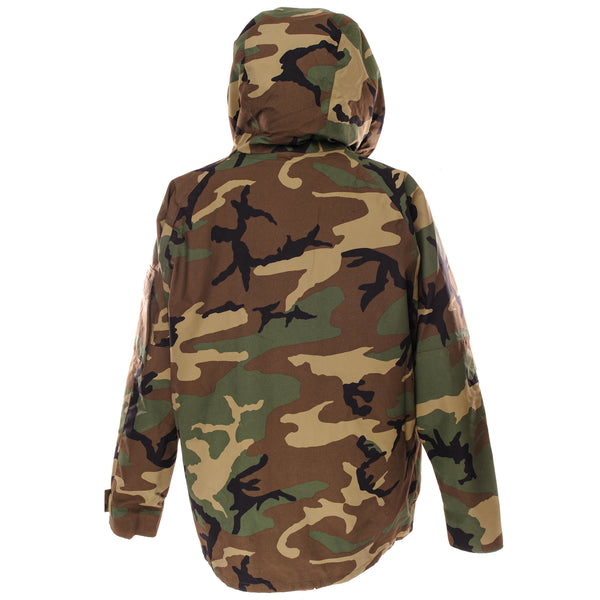 Vintage US Air Force ECWCS Parka 1996 Size Large Regular With Captain Insigna.  Stock No. : 8415-01-228-1319  SP0100-96-D-4002