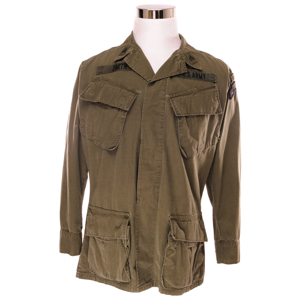 VINTAGE US ARMY TROPICAL COMBAT JACKET 5TH PATTERN 1970 VIETNAM WAR SIZE SMALL REGULAR WITH INSIGNAS