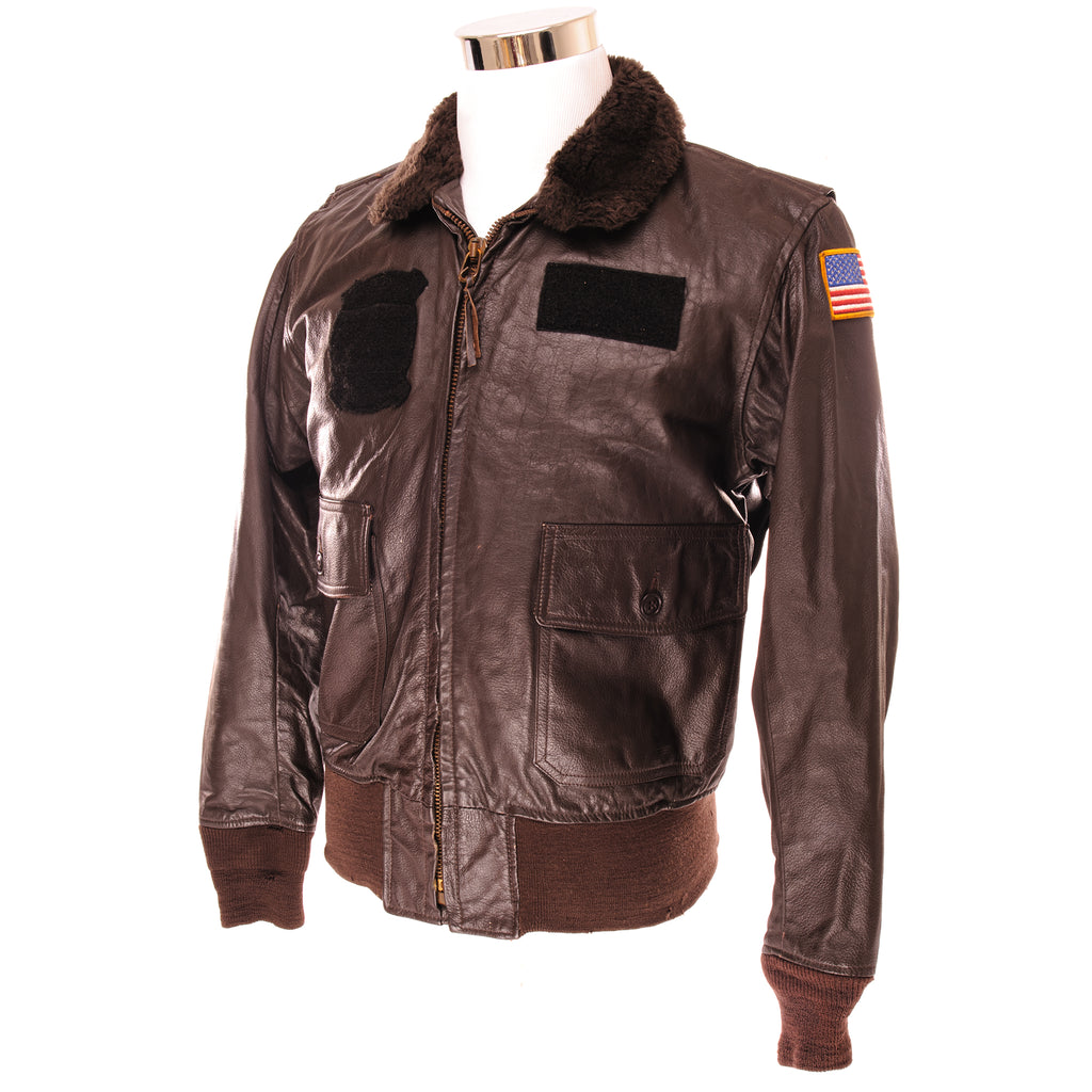 Vintage US Navy G-1 G1 Flyer's Intermediate Leather Jacket 1986 Size 42.  MIL-J-76235(AS)  Stock No. 8415-00-268-7800  DLA100-86-C-0481