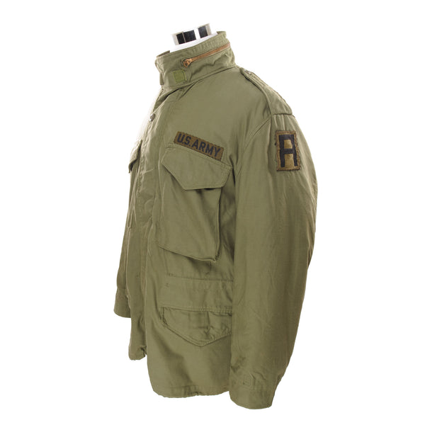 Vintage Us Army M-1965 M65 Field Jacket 1976 Size Large Short With Liner  Stock No.: 8415-00-782-2941  DSA100-76-C-0739