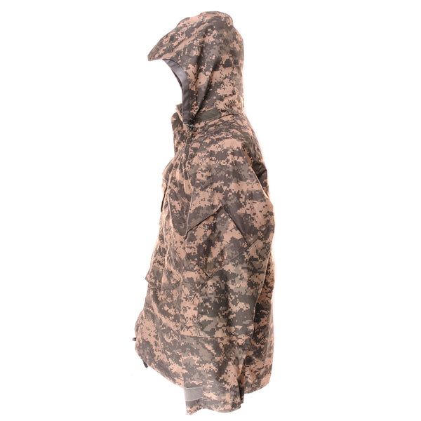 Vintage US Army Cold Weather Universal Camouflage Parka 2009 Size Large Regular Deadstock with tag.  Stock No. : 8415-01-526-9184  SPM1C1-09-D-0026