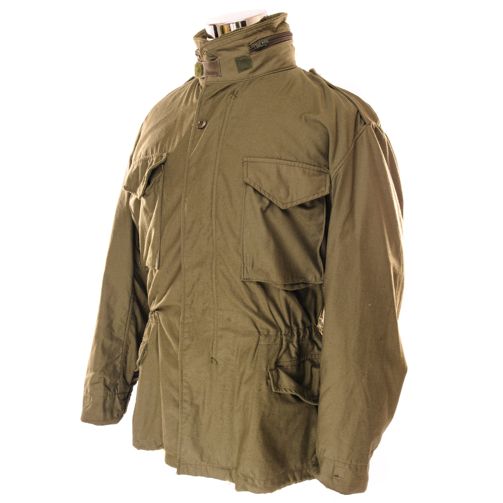 Vintage US Army M-1965 Field Jacket 1991 size Large Regular.  Stock No. 8415-00-782-2942 DLA 100-91-C-0450