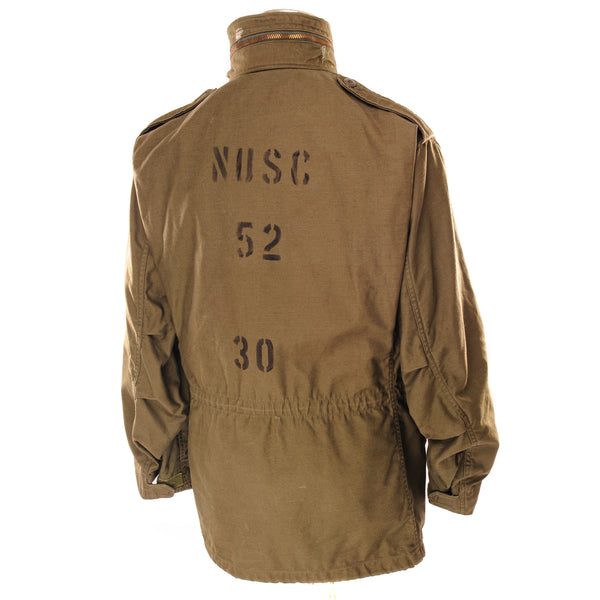 Vintage Us Army M-1965 M65 Field Jacket 1982 Size Medium Regular.  Stock NO : 8415-00-782-2939  Nato Size : 7080/9404  DSA100-82-C-0576