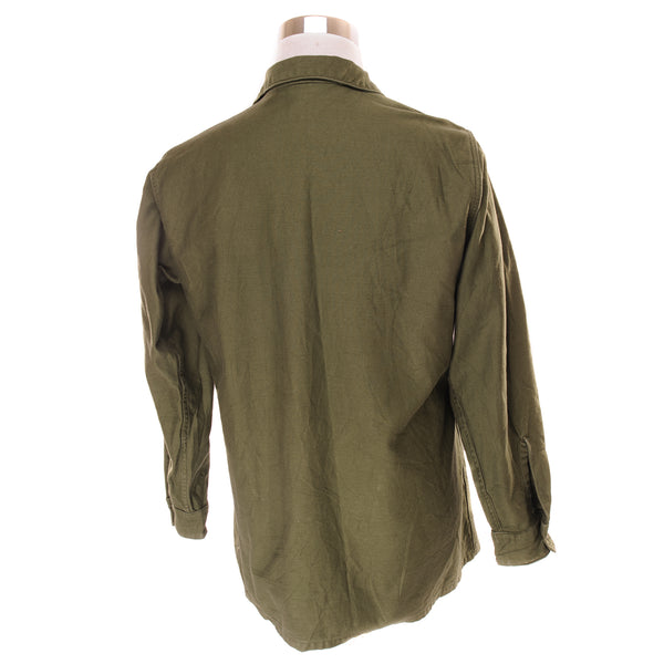 Vintage US Army Utility Shirt P-64 P64 1968 Vietnam War Size 16 1/2 X 34 With Patches.  Stock No. 8405-782-3020 DSA 100-68-C-1925  Army Medical Department Specialist Corps