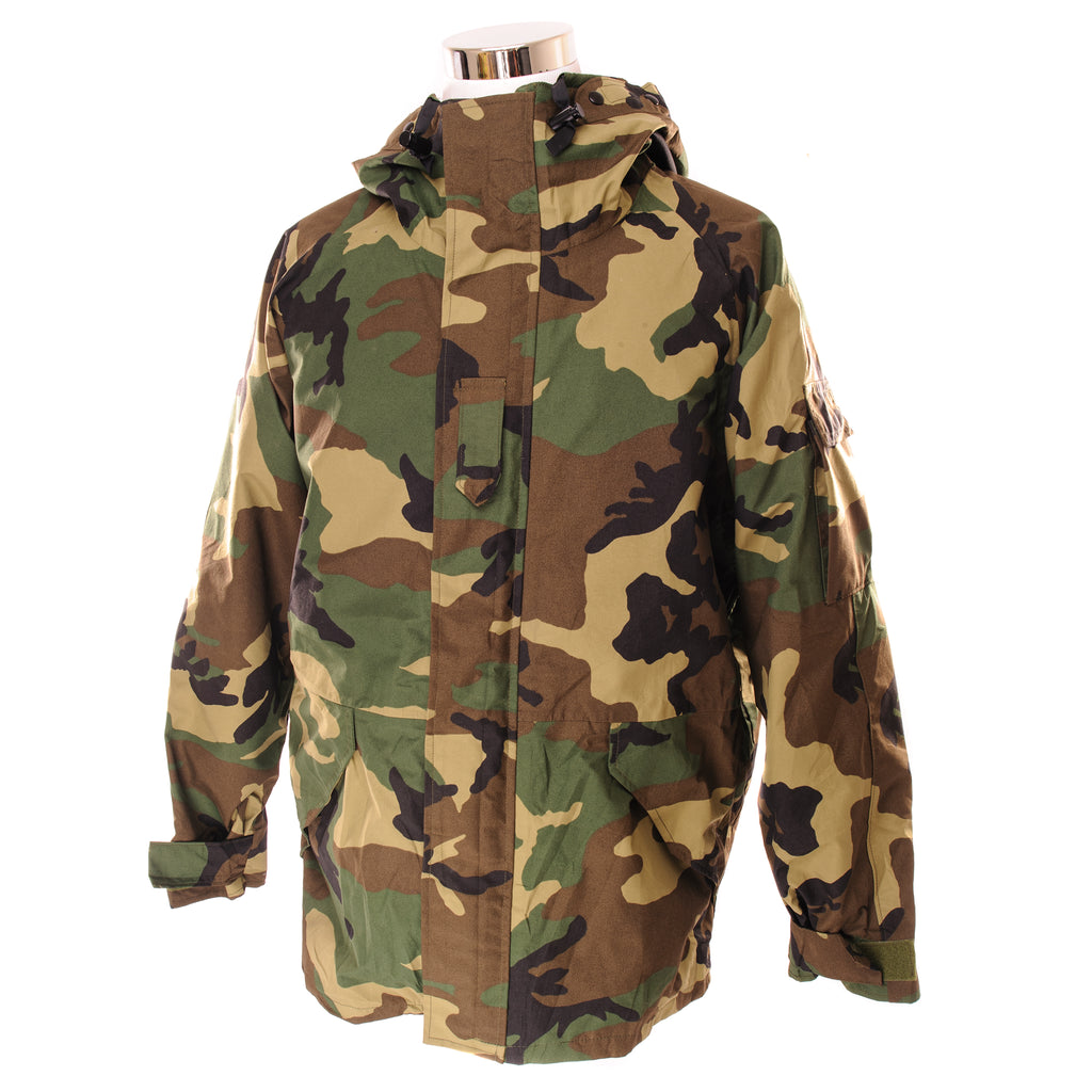 Vintage US Army Woodland Camouflage Parka 2000 Size Large Regular made of Gore-Tex fabric.  Stock No. 8415-01-228-1319 SP0100-00-D-4022