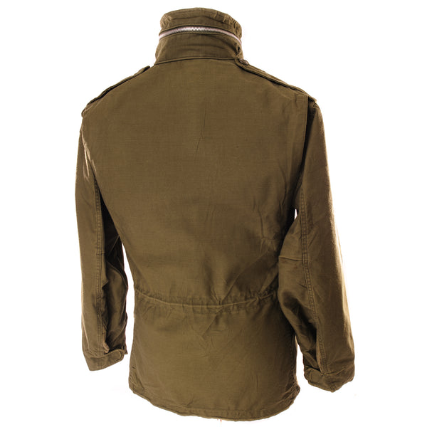 Vintage US Army M-1965 M65 Field Jacket 1969 Vietnam War Size Small Short made with cotton sateen.  Stock No. : 8405-782-2935  DSA 100-69-C-0761