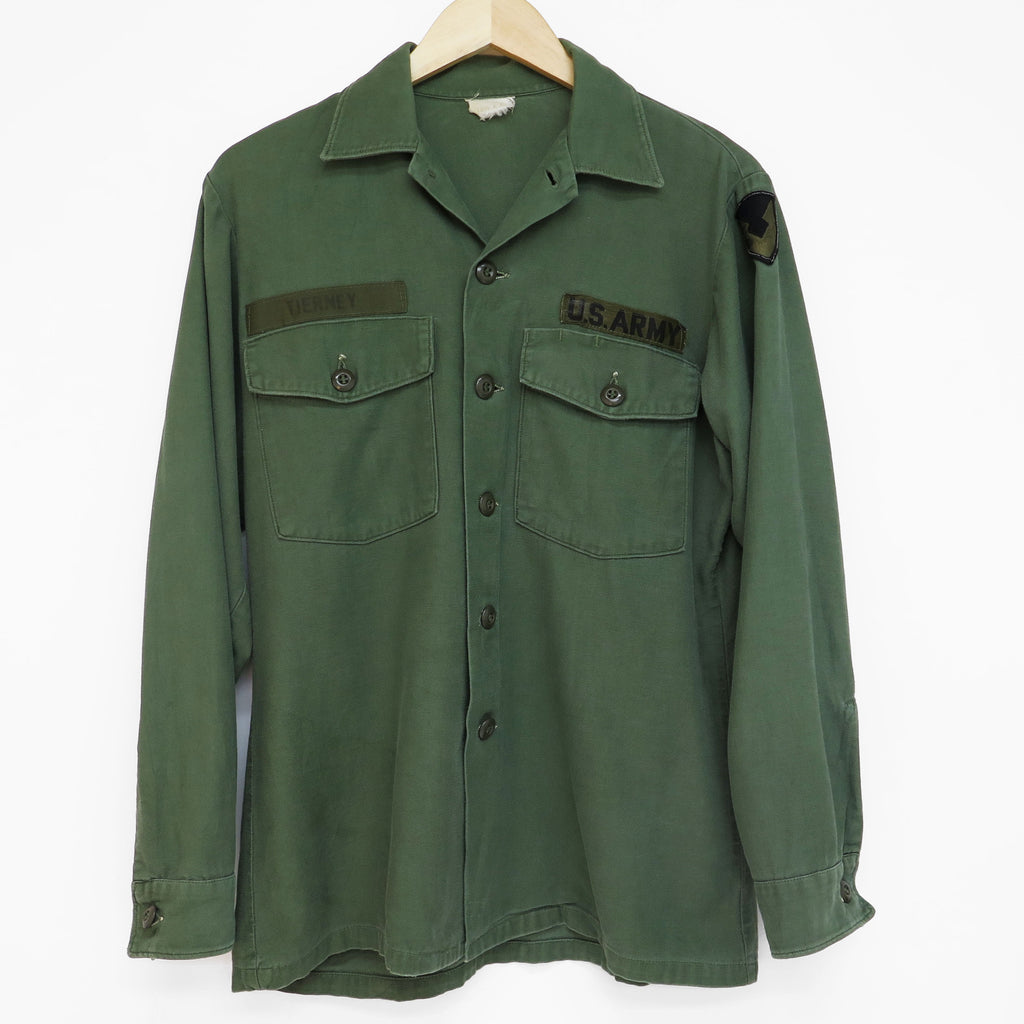 米軍ユーティリティシャツ P-64 P64 1971 素材 コマンド地区エリアコマンド OCP パッチ サイズ 15 1/2 x 33